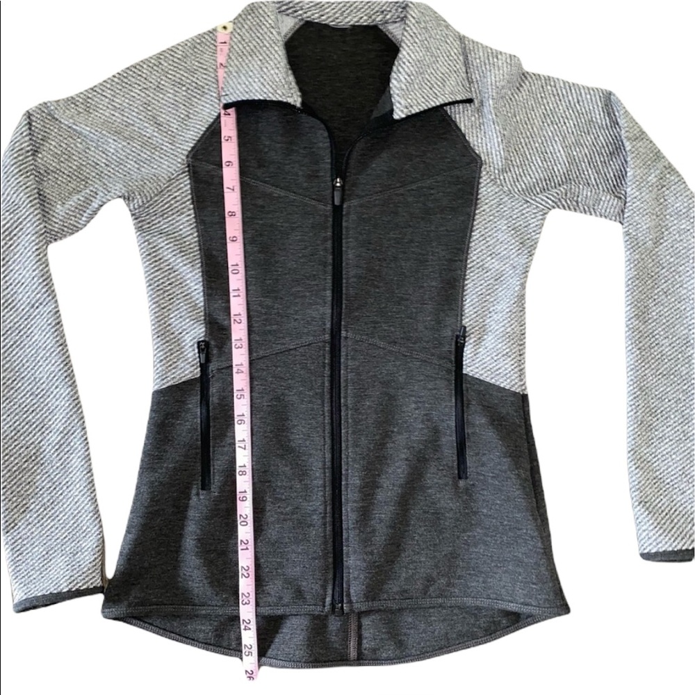 Champion Grey Runner Long Sleeve Zip Up XS - Picture 10 of 11